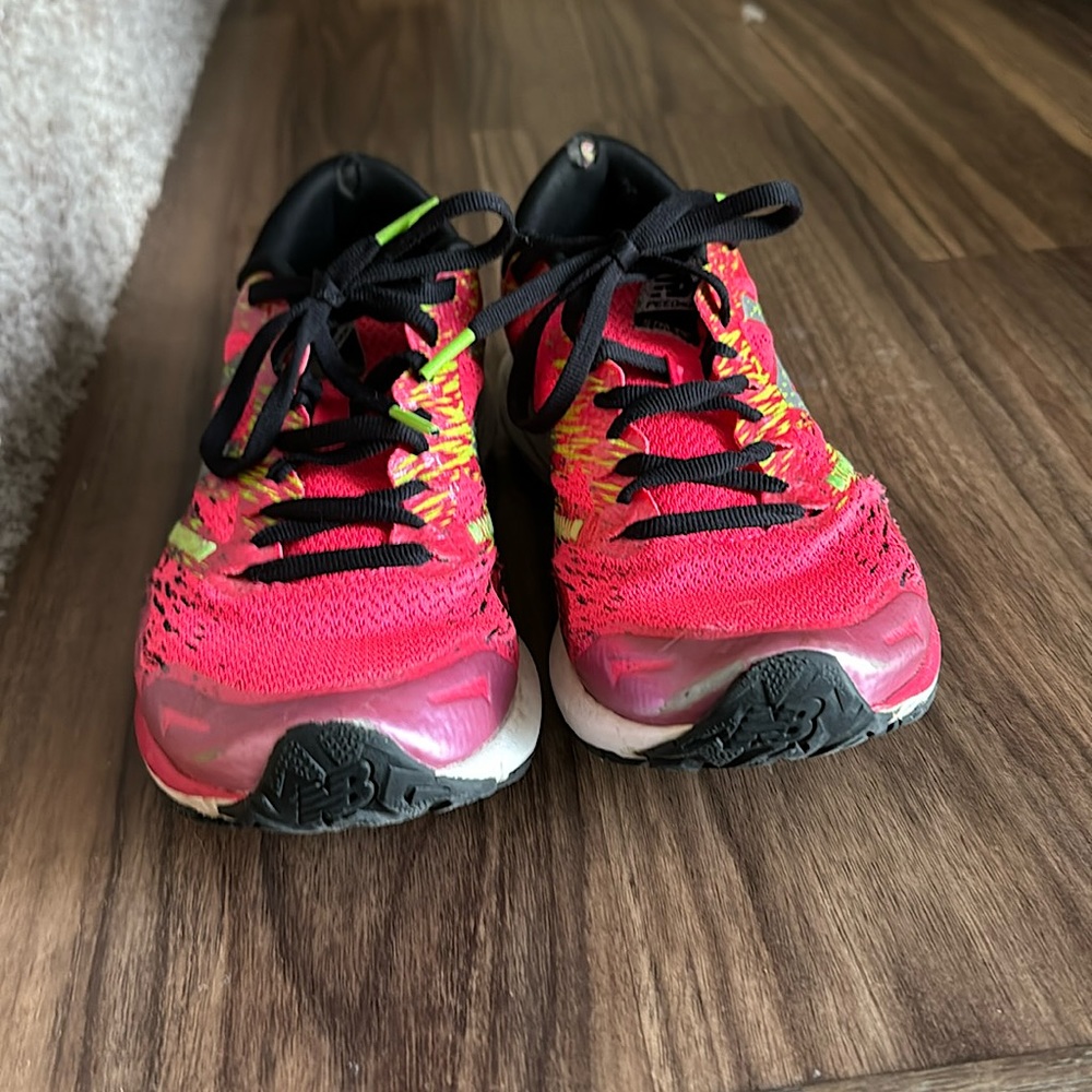 New Balance Women's Pink and White Trainers